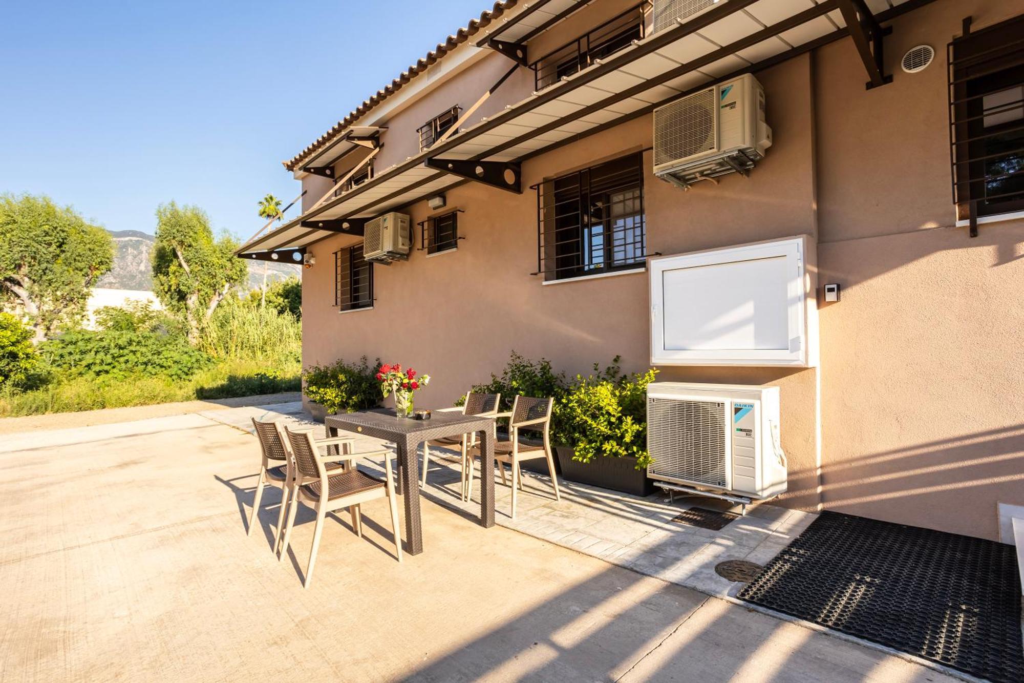 Grande Luxury Villa Kalamata - 3 Buitenkant foto